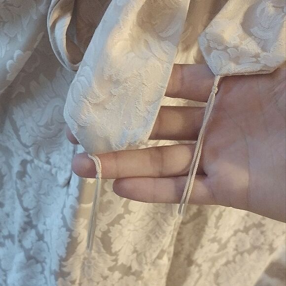 Vintage Victoria’s Secret Women's Size M/L Cream Towel Texture Waist Tie Robe - Picture 6 of 16